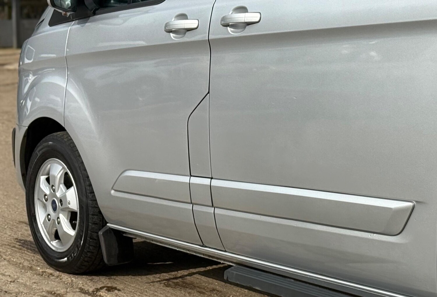 Used Ford Tourneo Custom 2017 for sale - 77747393: Photo 34