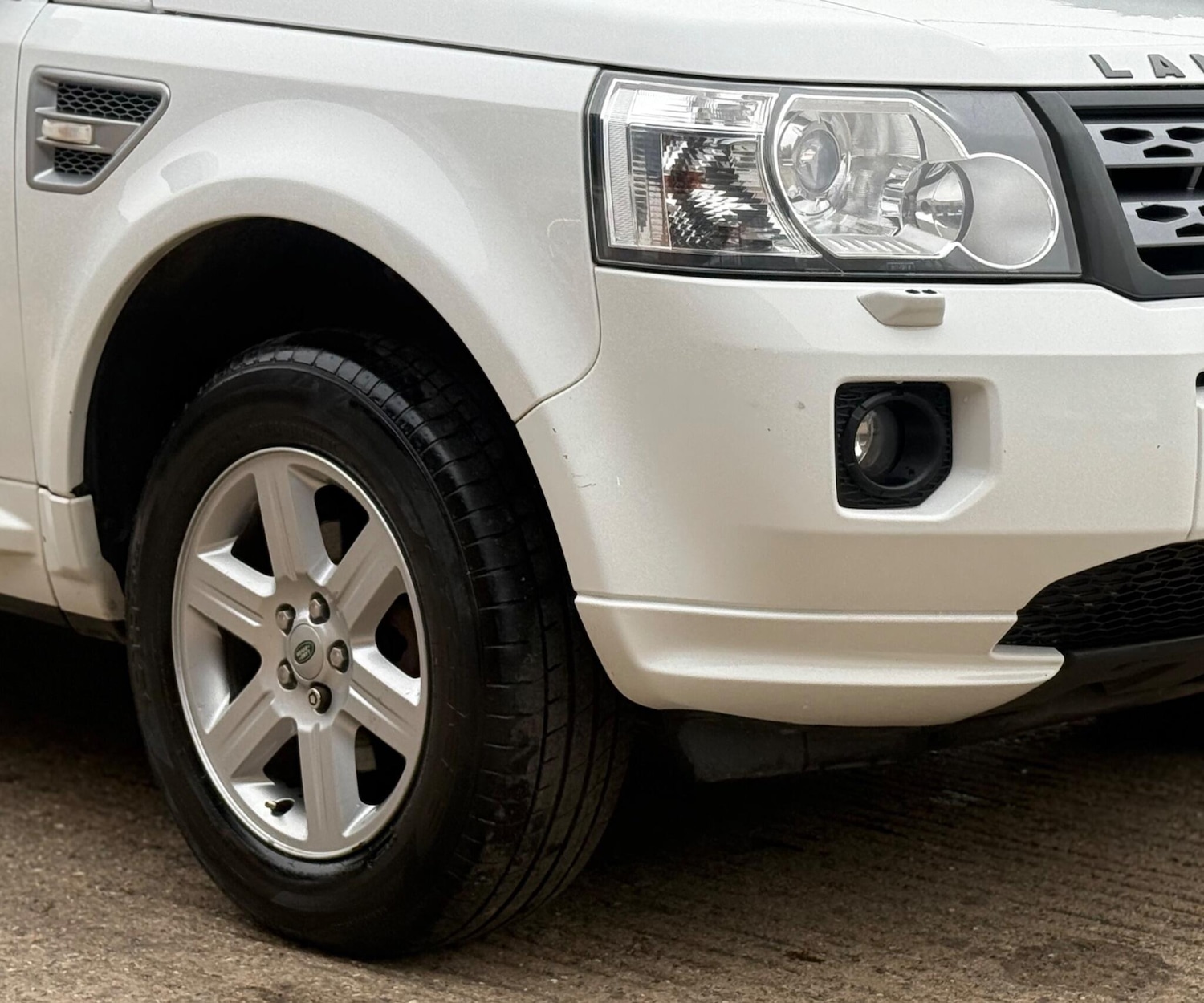 Used Land Rover Freelander 2 2012 for sale - 76236855: Photo 27