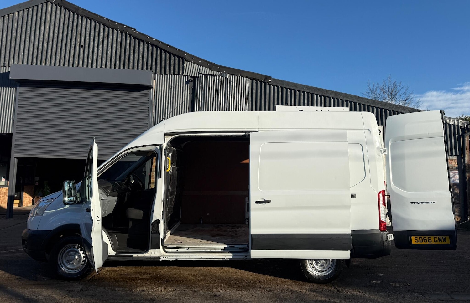 Used Ford Transit 2016 for sale - 76711933: Photo 18