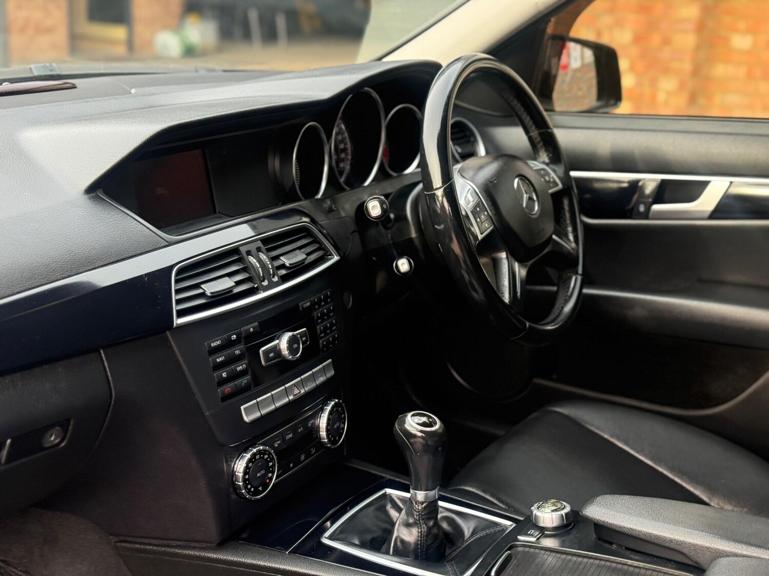 Used Mercedes-Benz C Class 2012 for sale - 77582498: Photo 15