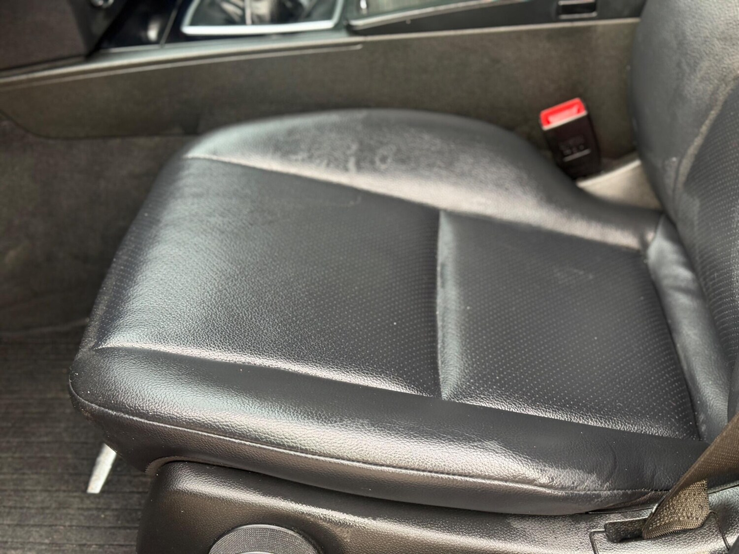 Used Mercedes-Benz C Class 2012 for sale - 77582498: Photo 34