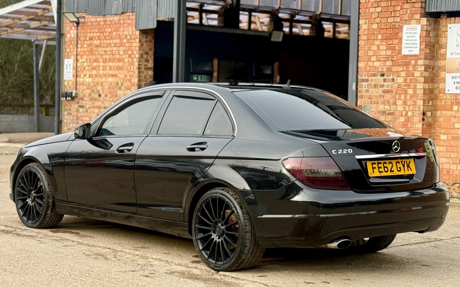 Used Mercedes-Benz C Class 2012 for sale - 77582498: Photo 9