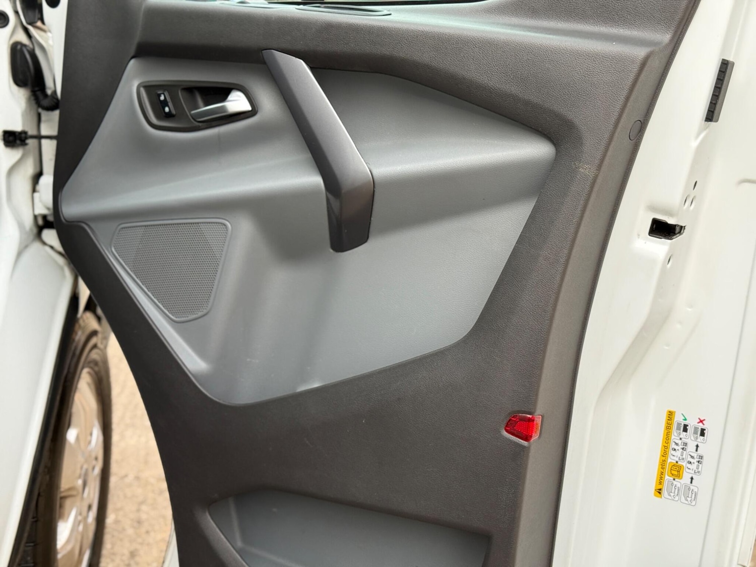 Used Ford Transit Custom 2017 for sale - 76143649: Photo 20