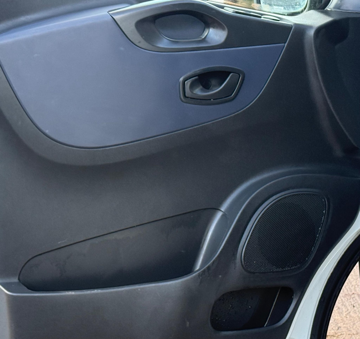 Used Vauxhall Vivaro 2016 for sale - 77159442: Photo 14