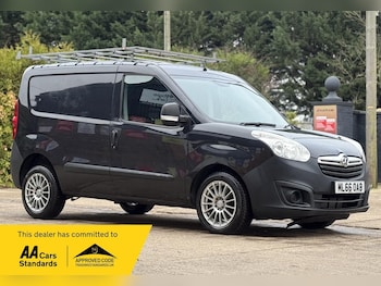 Used Vauxhall Combo 2016 for sale - 77056257: Photo