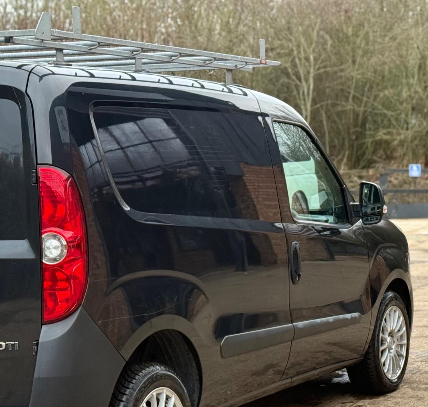 Used Vauxhall Combo 2016 for sale - 77056257: Photo 32