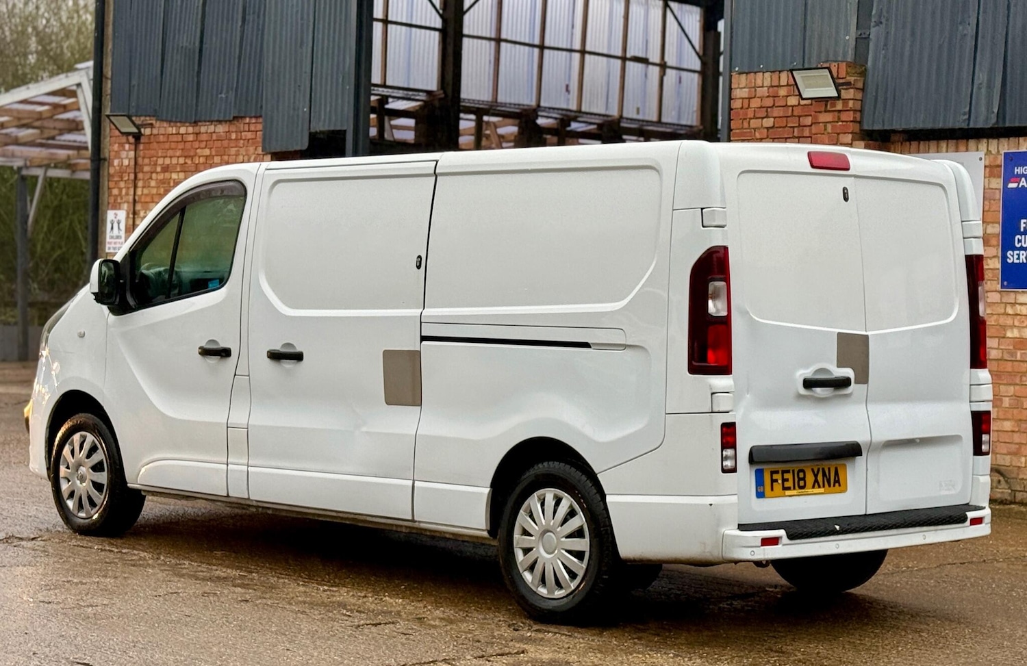 Used Vauxhall Vivaro 2018 for sale - 77499793: Photo 9