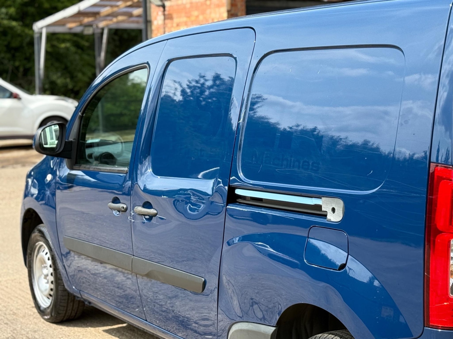 Vehicle 28