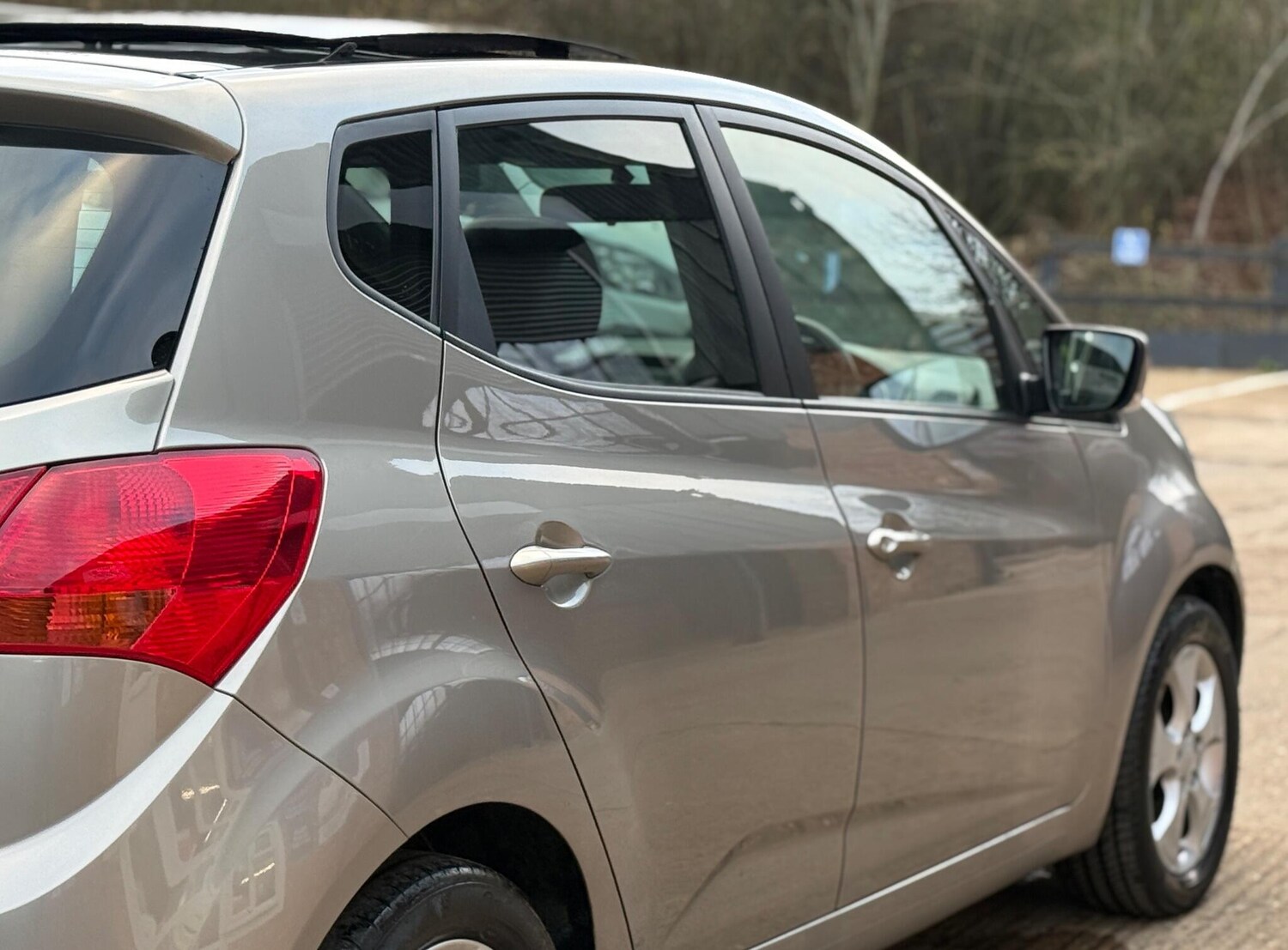 Used Kia Venga 2014 for sale - 76685573: Photo 33