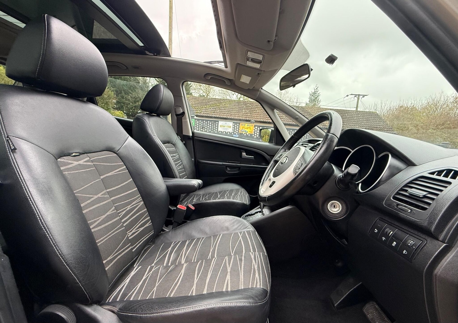 Used Kia Venga 2014 for sale - 76685573: Photo 7