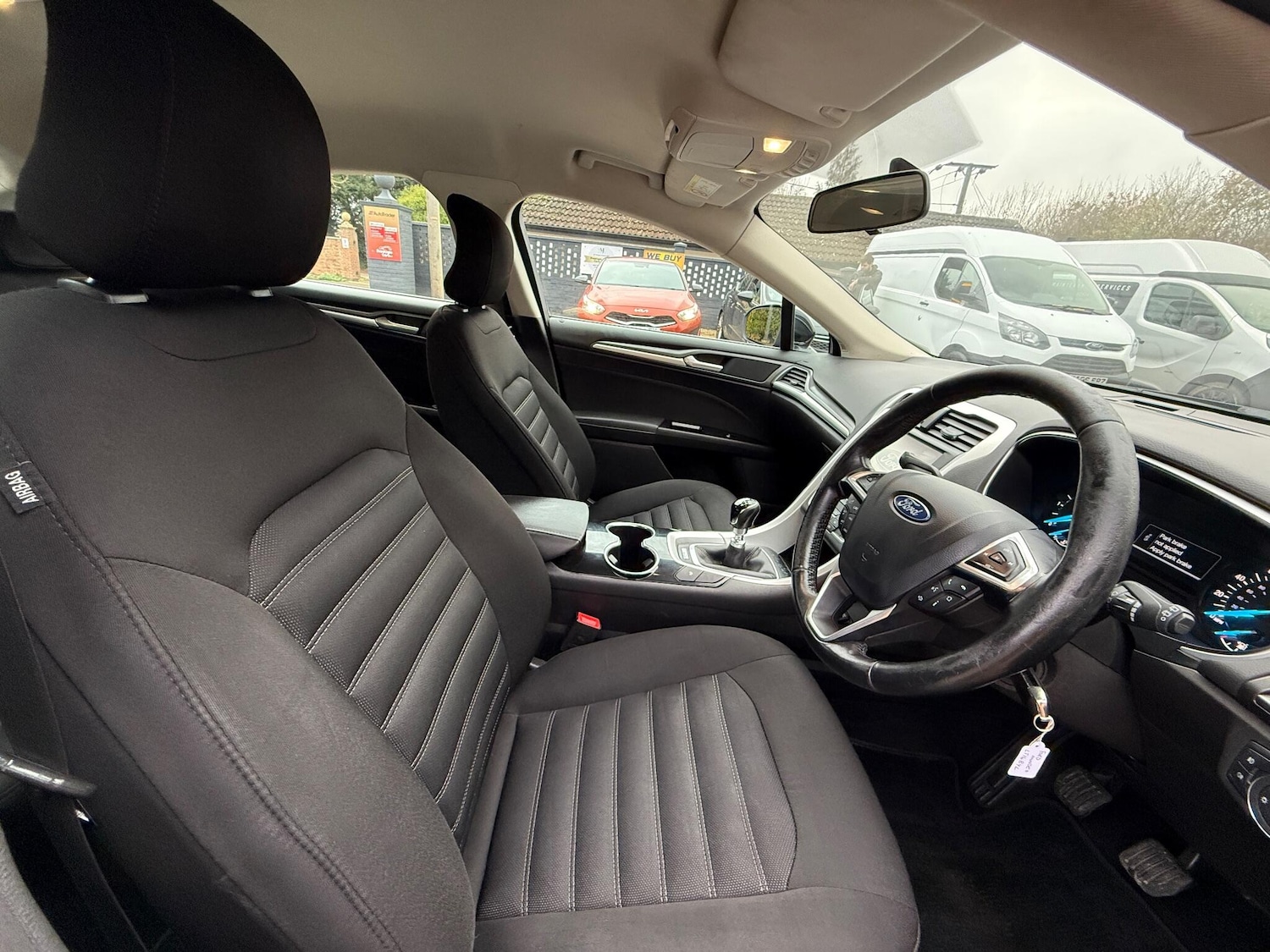 Used Ford Mondeo 2016 for sale - 76557777: Photo 14