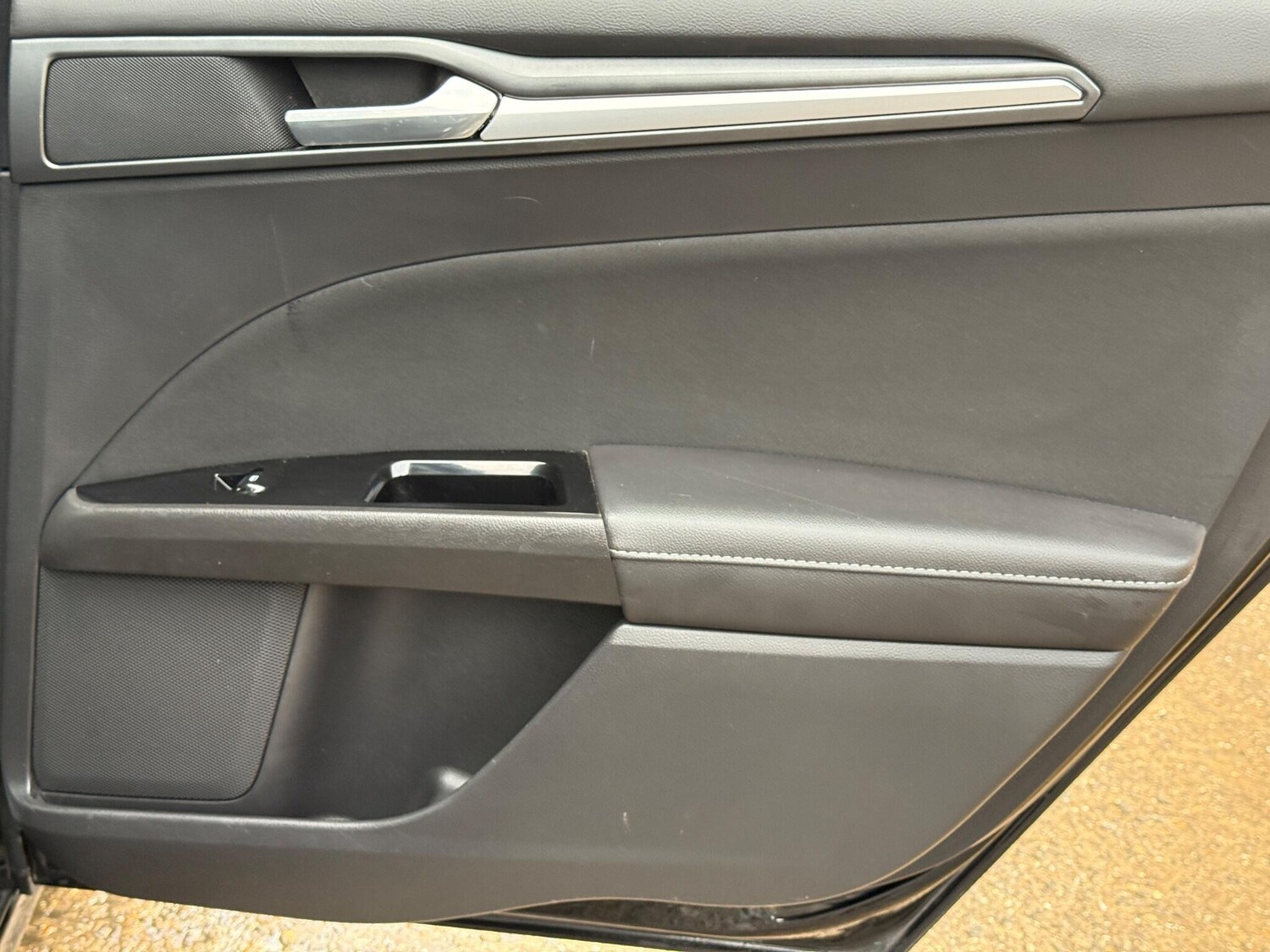 Used Ford Mondeo 2016 for sale - 76557777: Photo 41