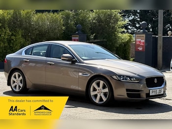 Used Jaguar XE 2015 for sale - 78386294: Photo