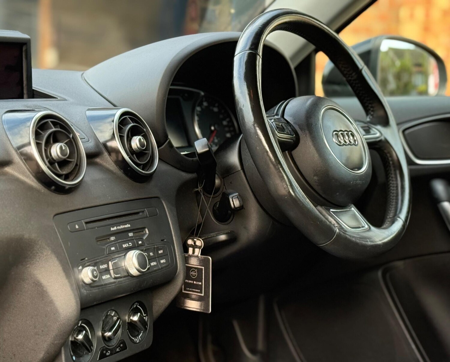 Used Audi A1 2013 for sale - 76341041: Photo 17