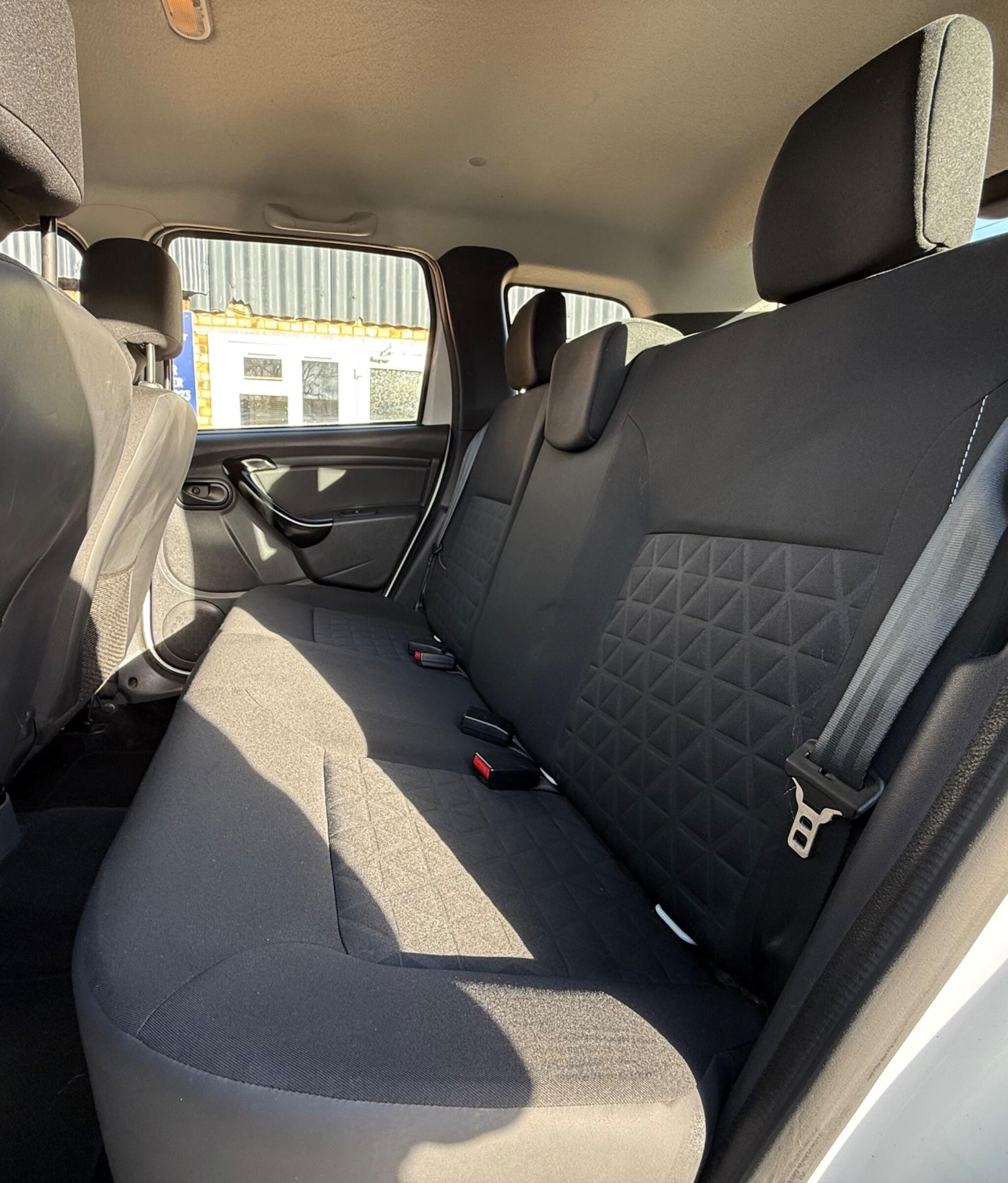 Used Dacia Duster 2015 for sale - 77128645: Photo 19