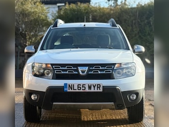 Used Dacia Duster 2015 for sale - 77128645: Photo