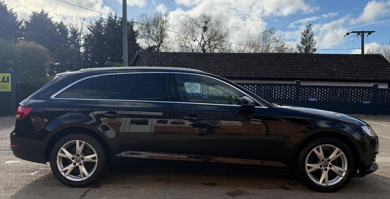 Used Audi A4 Avant 2017 for sale - 76461958: Photo 12