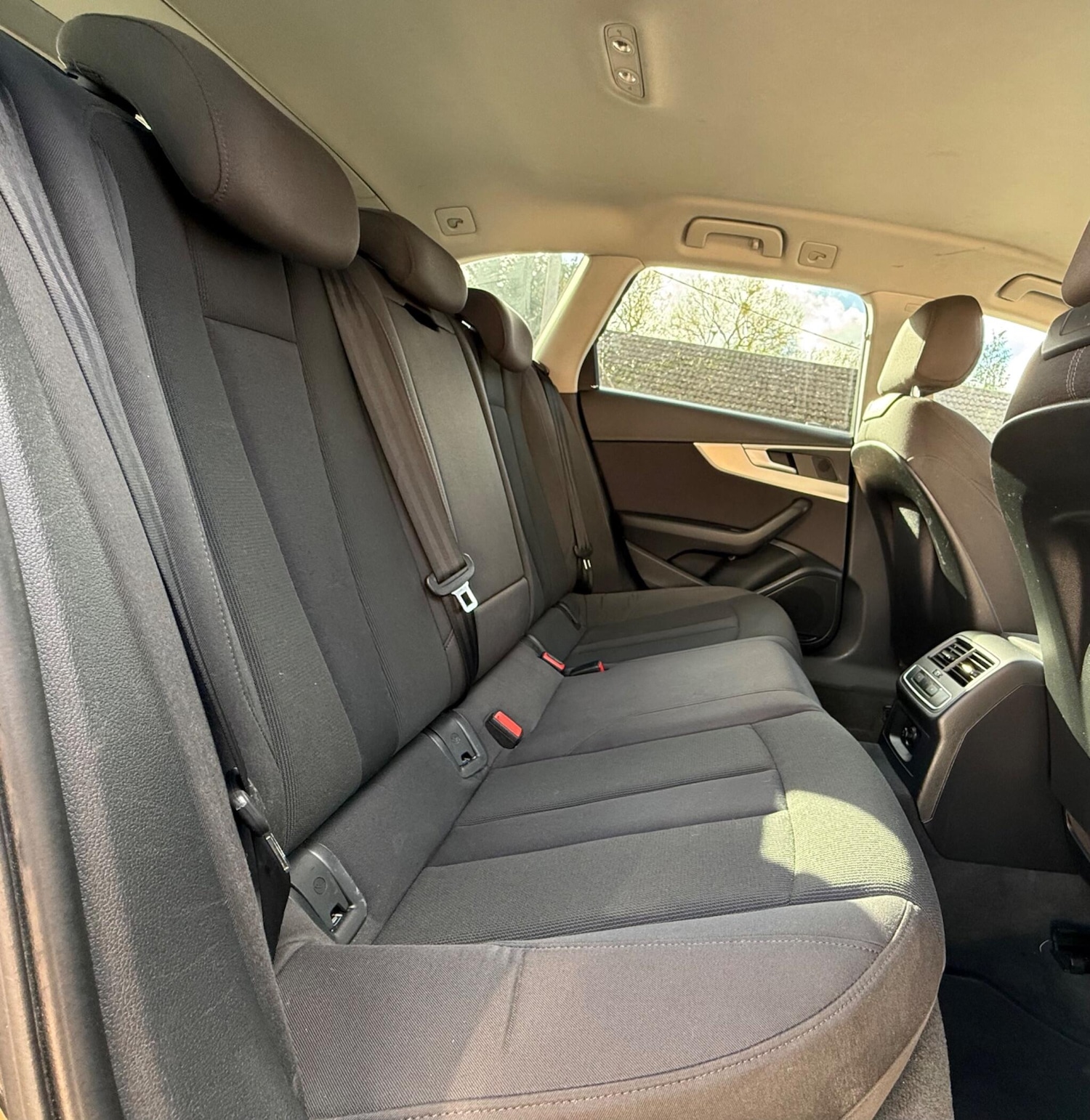 Used Audi A4 Avant 2017 for sale - 76461958: Photo 21