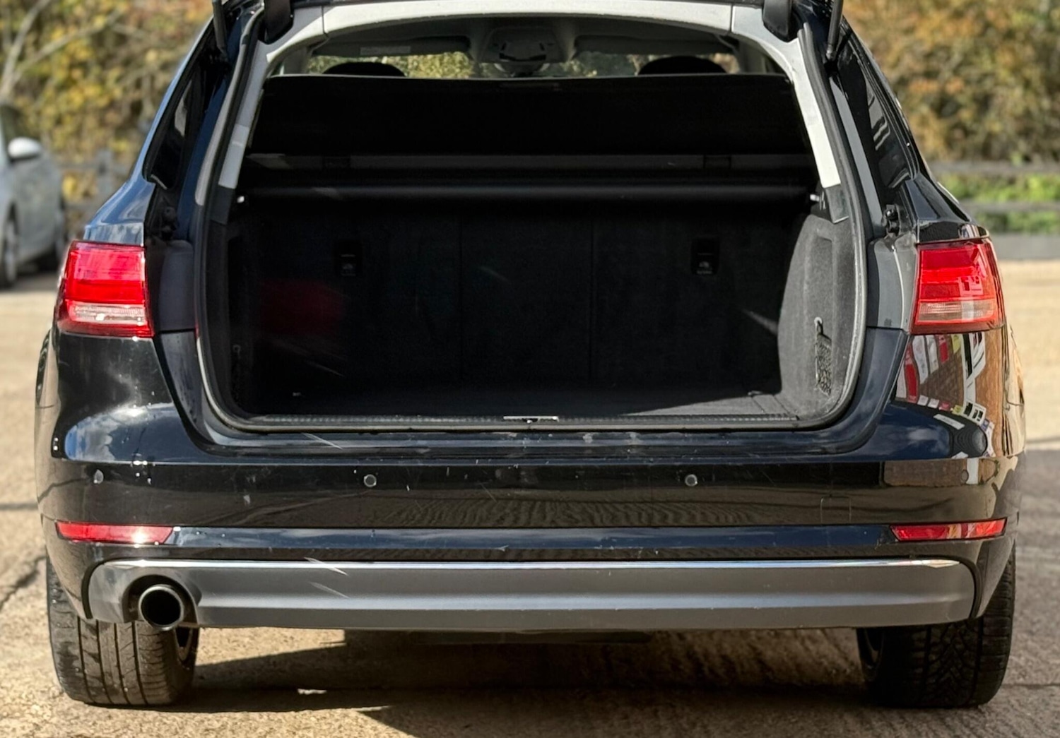 Used Audi A4 Avant 2017 for sale - 76461958: Photo 22