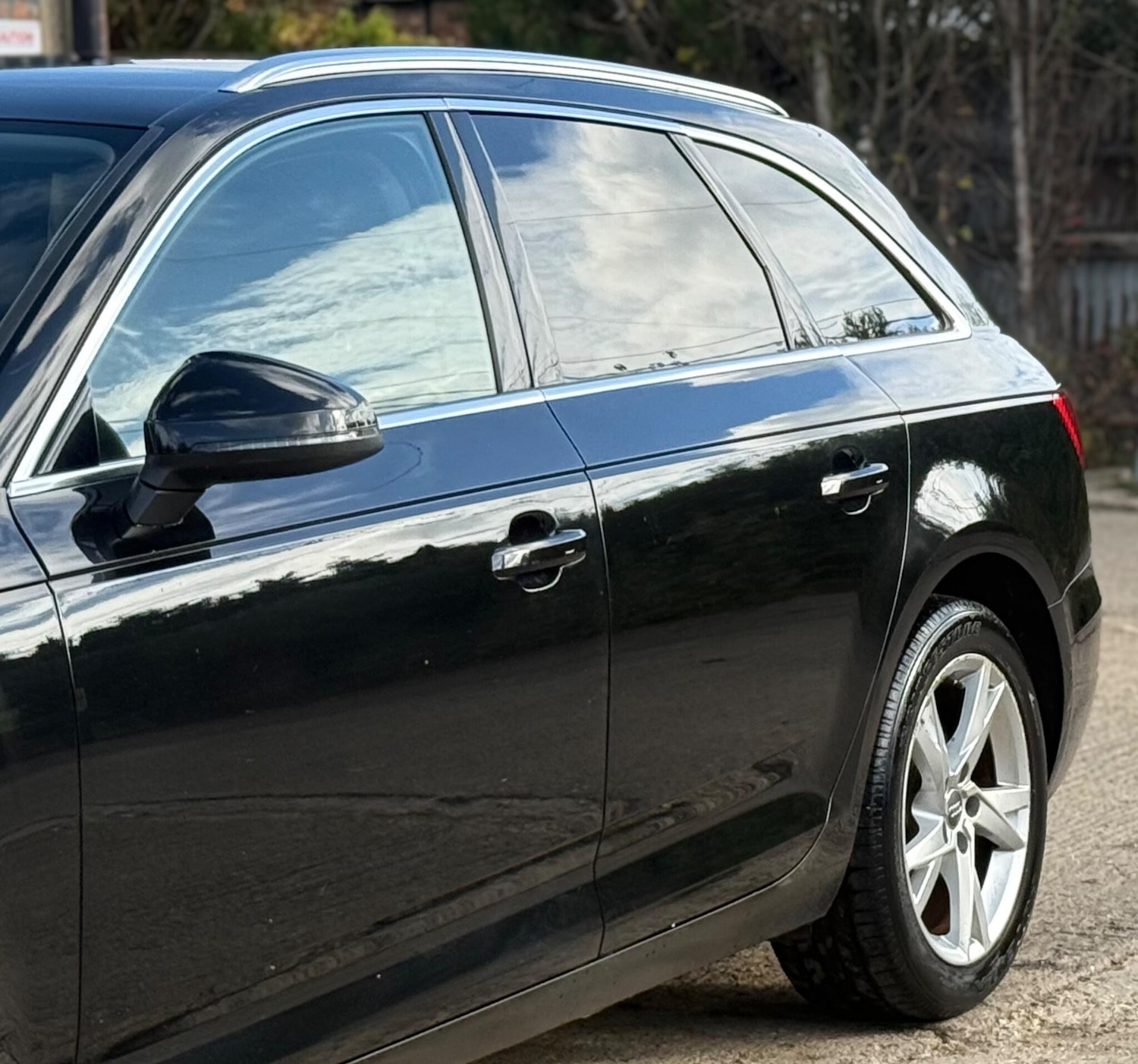 Used Audi A4 Avant 2017 for sale - 76461958: Photo 32