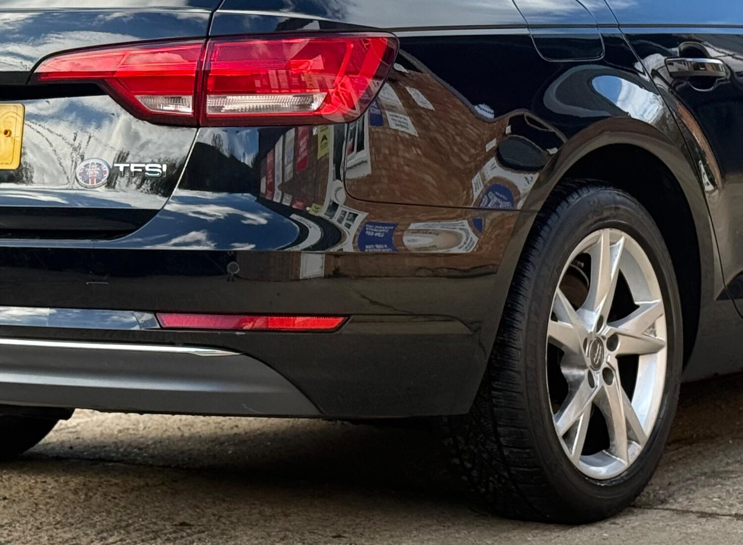 Used Audi A4 Avant 2017 for sale - 76461958: Photo 37