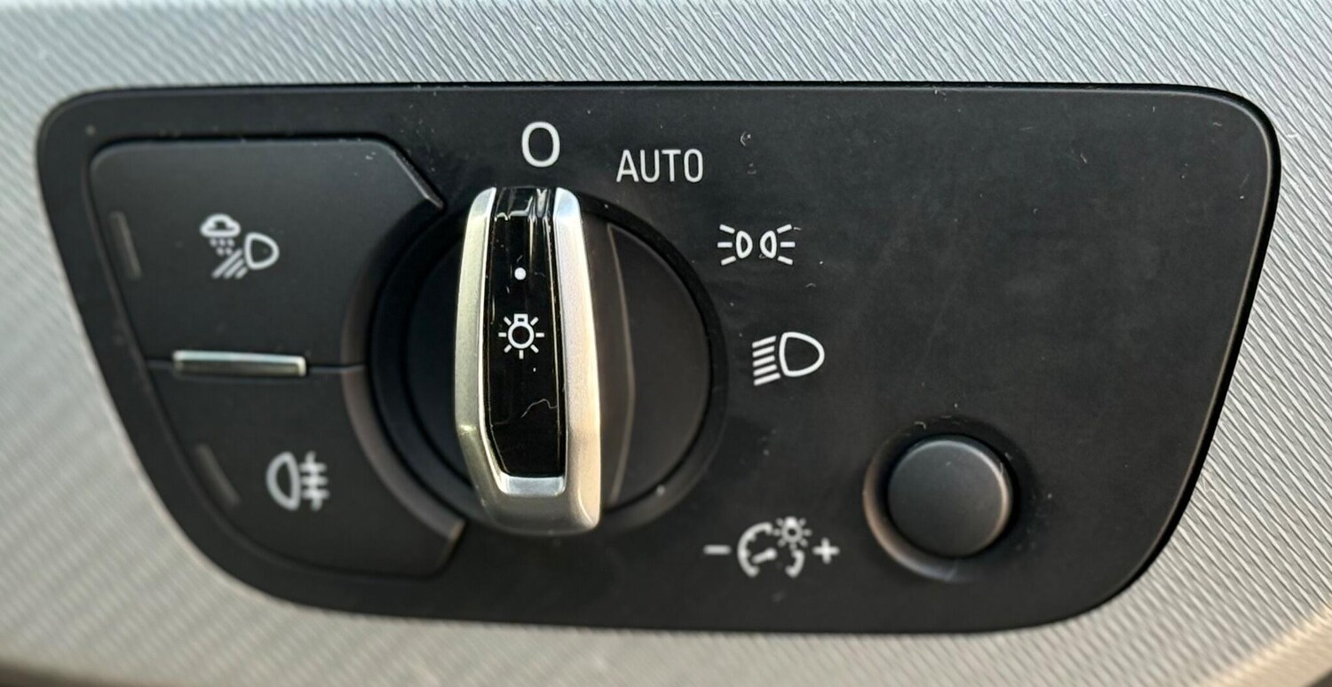 Used Audi A4 Avant 2017 for sale - 76461958: Photo 40