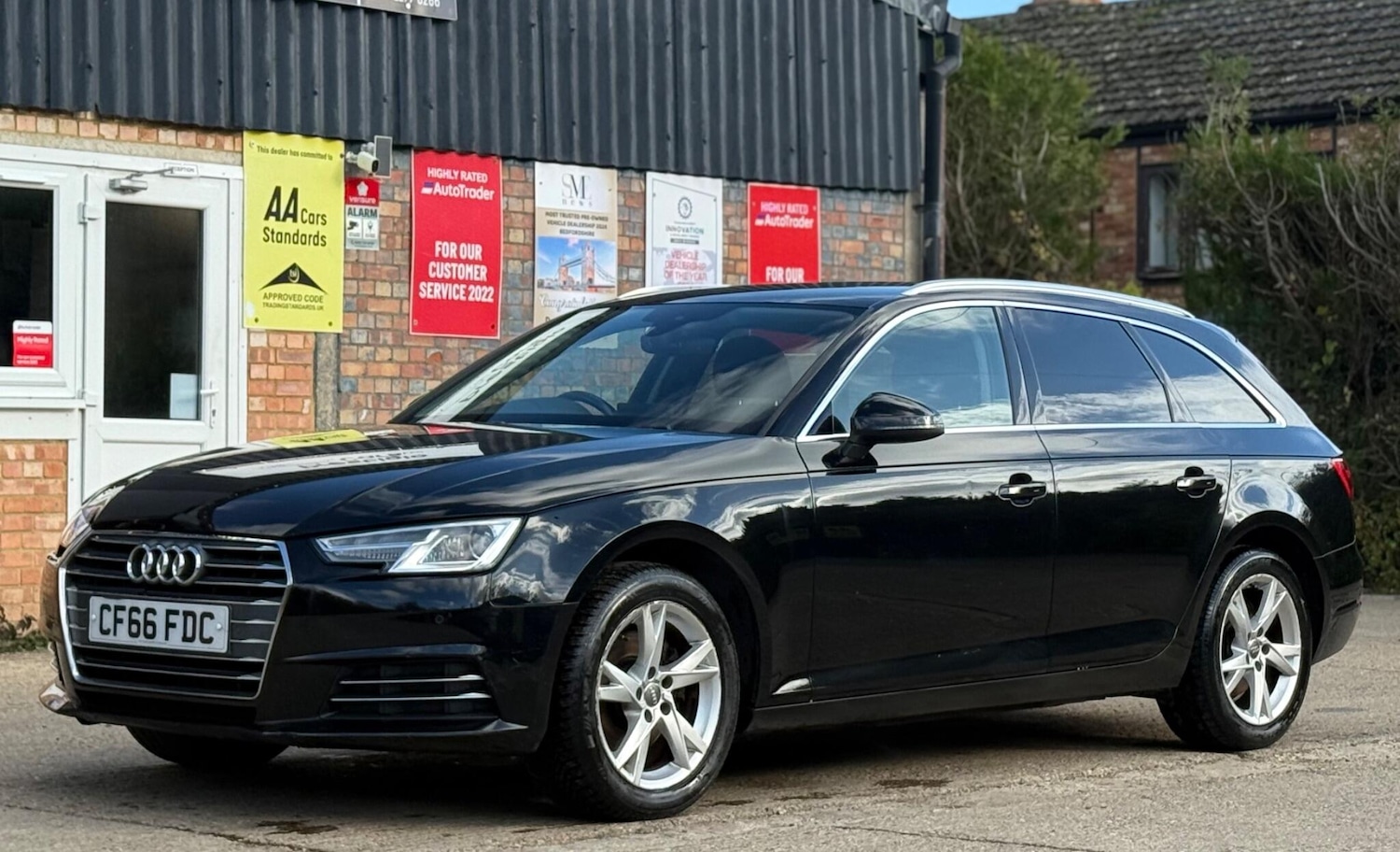 Used Audi A4 Avant 2017 for sale - 76461958: Photo 5