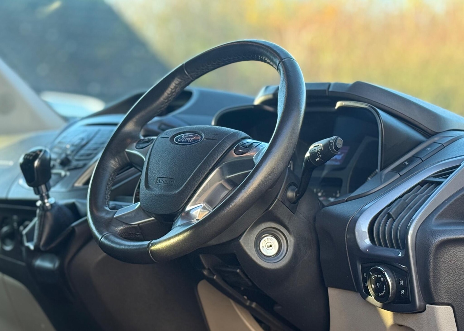 Used Ford Tourneo Custom 2018 for sale - 76777430: Photo 3