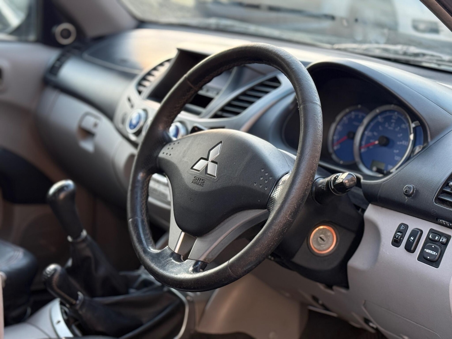 Used Mitsubishi L200 2009 for sale - 76739332: Photo 13