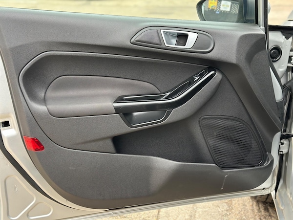 Used Ford Fiesta 2014 for sale - 76313815: Photo 36