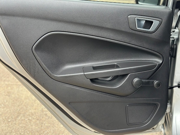 Used Ford Fiesta 2014 for sale - 76313815: Photo 40