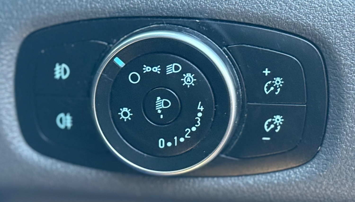 Used Ford Tourneo Custom 2020 for sale - 77542601: Photo 41