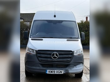 Mercedes-Benz Sprinter feature image