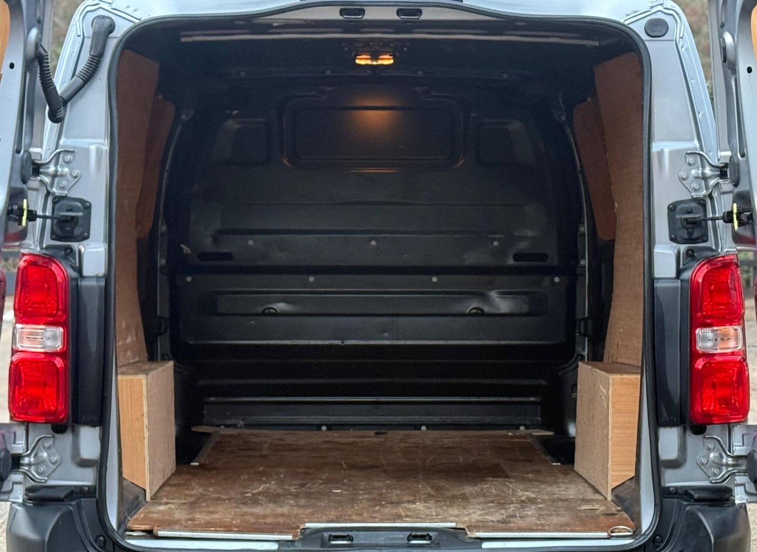 Used Vauxhall Vivaro 2019 for sale - 76635076: Photo 19