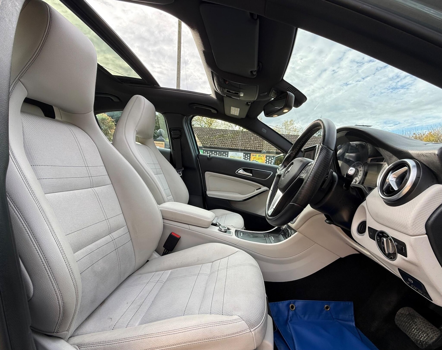 Used Mercedes-Benz A-Class 2013 for sale - 76595685: Photo 13