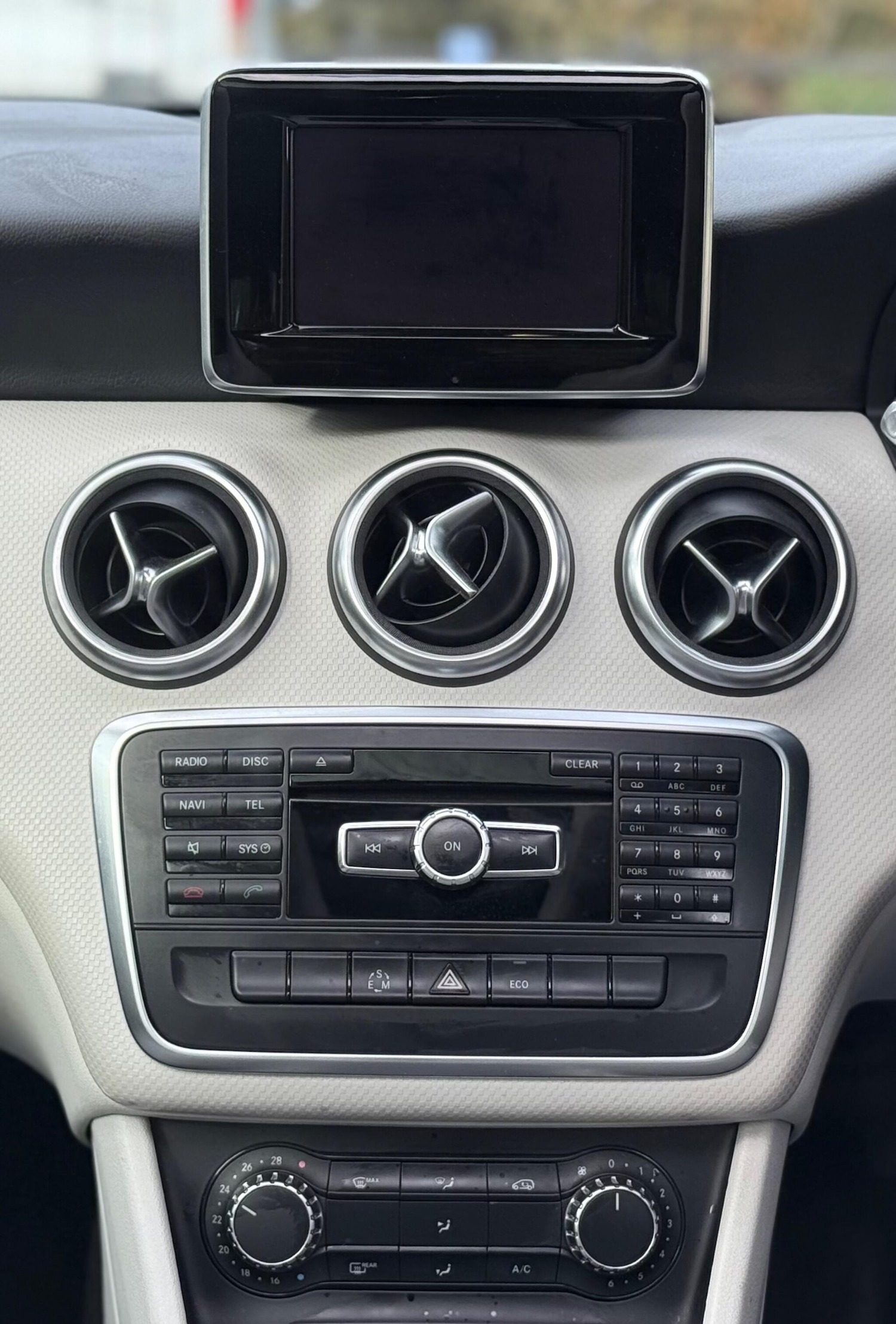 Used Mercedes-Benz A-Class 2013 for sale - 76595685: Photo 20