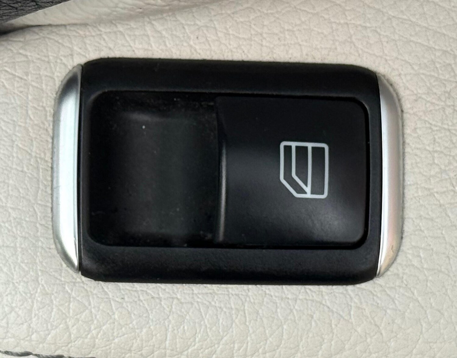 Used Mercedes-Benz A-Class 2013 for sale - 76595685: Photo 42