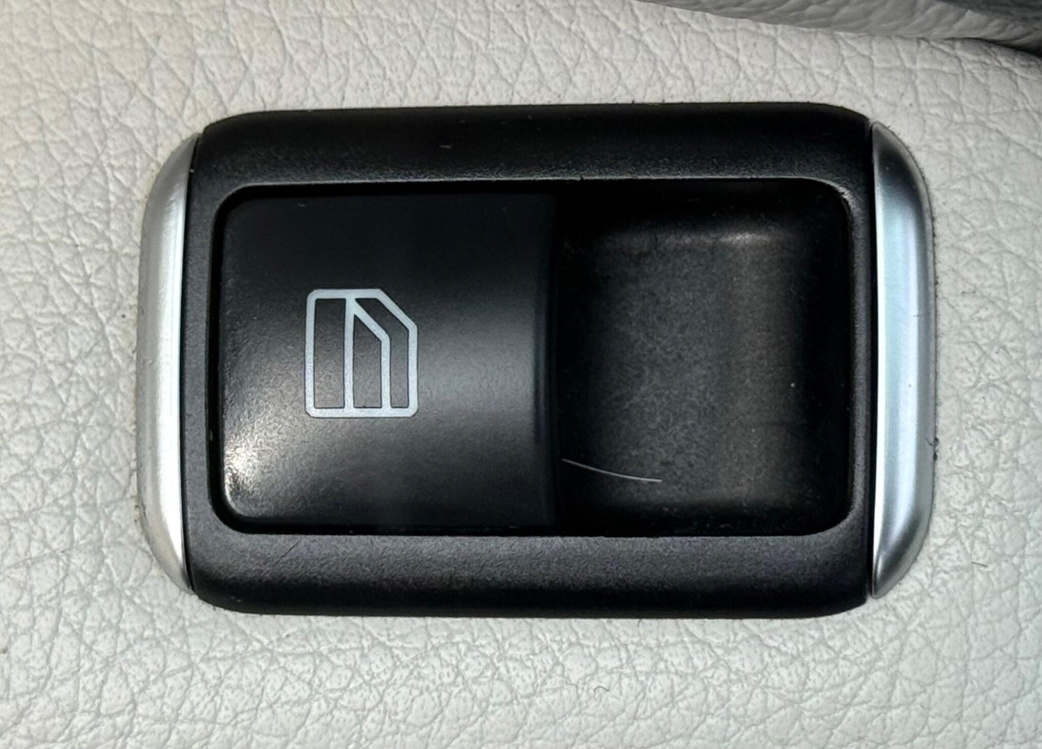 Used Mercedes-Benz A-Class 2013 for sale - 76595685: Photo 46