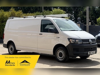 Used Volkswagen Transporter 2017 for sale - 79468672: Photo