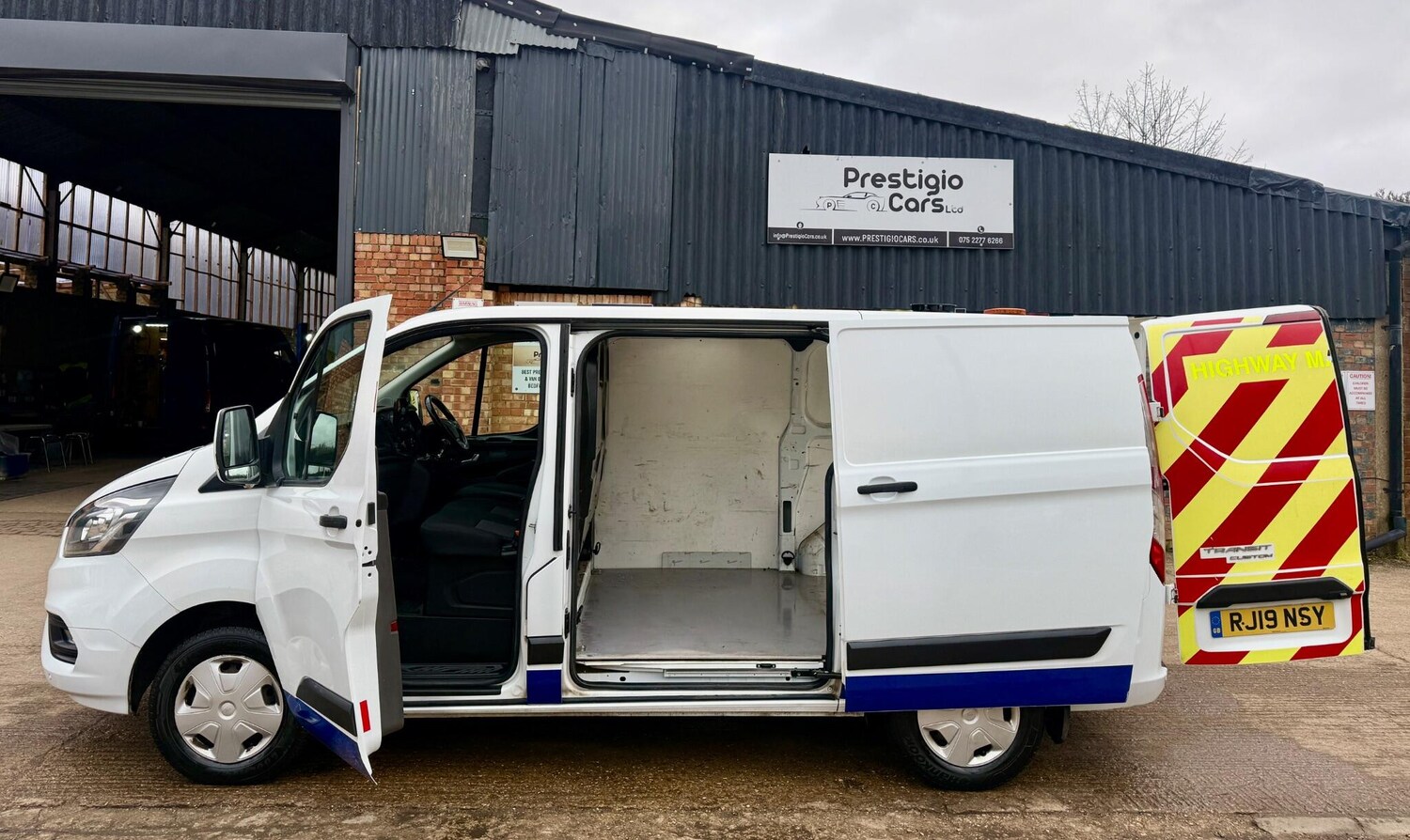 Used Ford Transit Custom 2019 for sale - 77529289: Photo 15