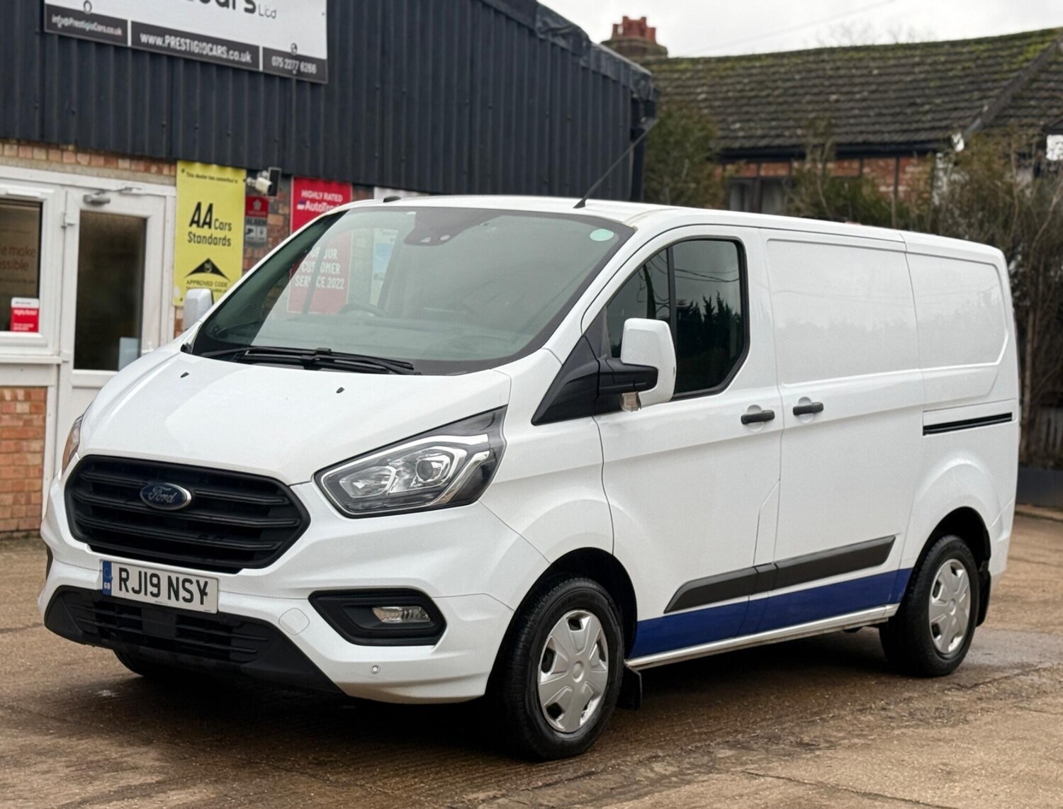 Used Ford Transit Custom 2019 for sale - 77529289: Photo 5