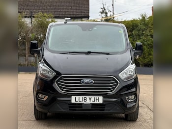 Used Ford Tourneo Custom 2018 for sale - 78228502: Photo