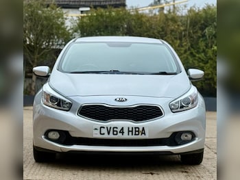 Used Kia Ceed 2014 for sale - 77743431: Photo
