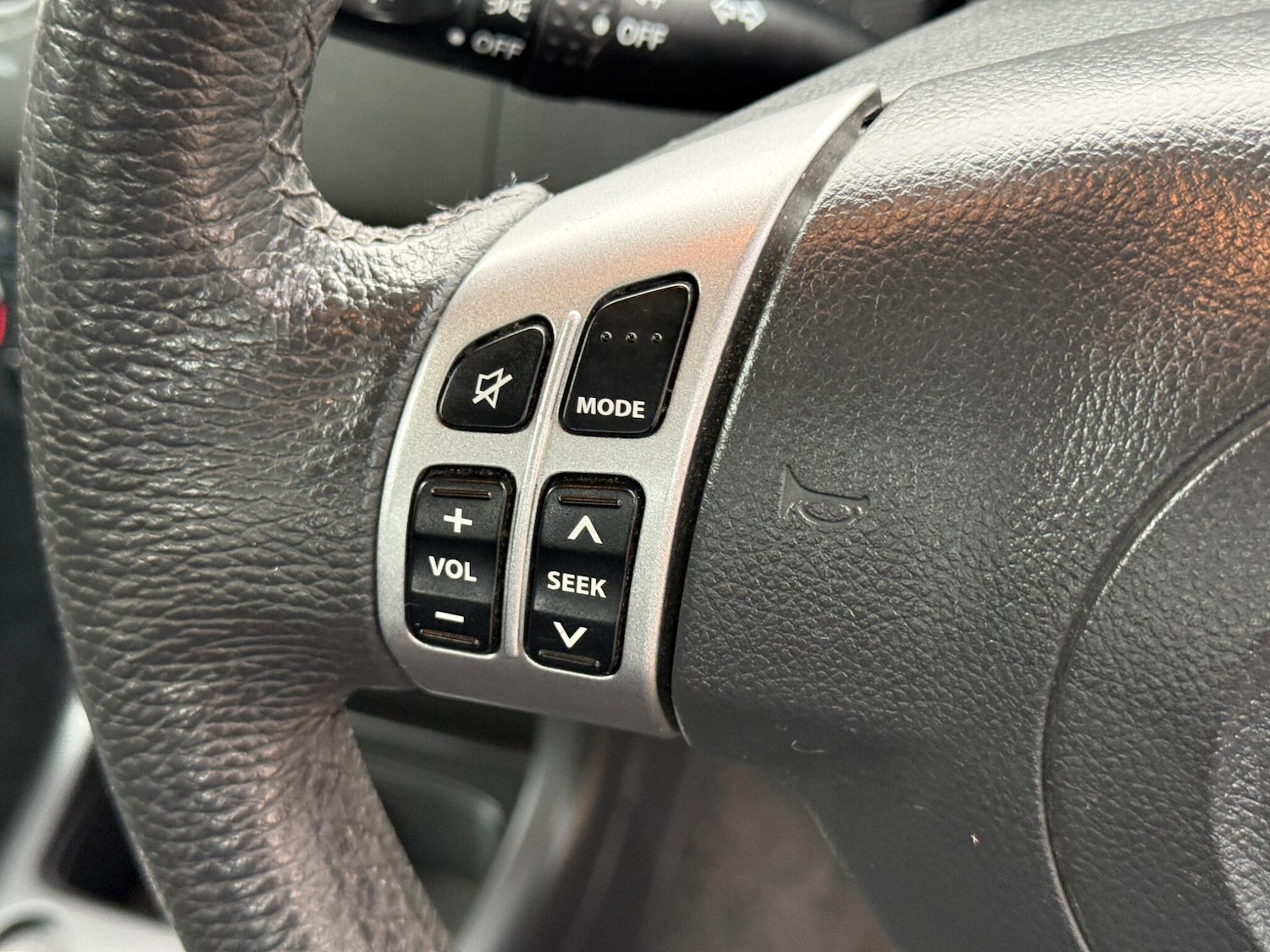 Used Suzuki Swift 2009 for sale - 77283127: Photo 40