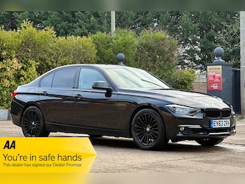 Used BMW 3 Series 2013 for sale - 77072141: Photo