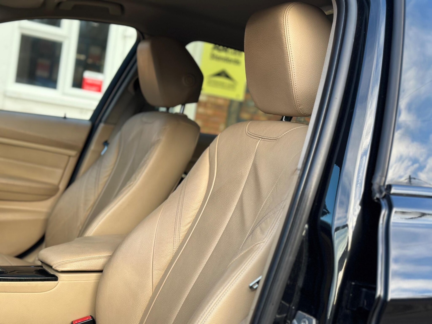 Used BMW 3 Series 2013 for sale - 77072141: Photo 34