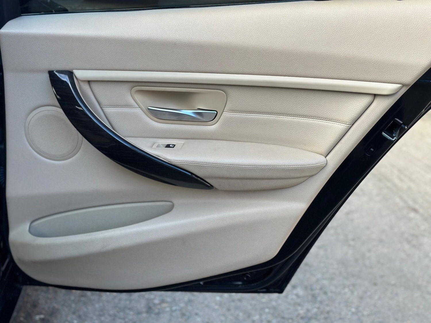 Used BMW 3 Series 2013 for sale - 77072141: Photo 44