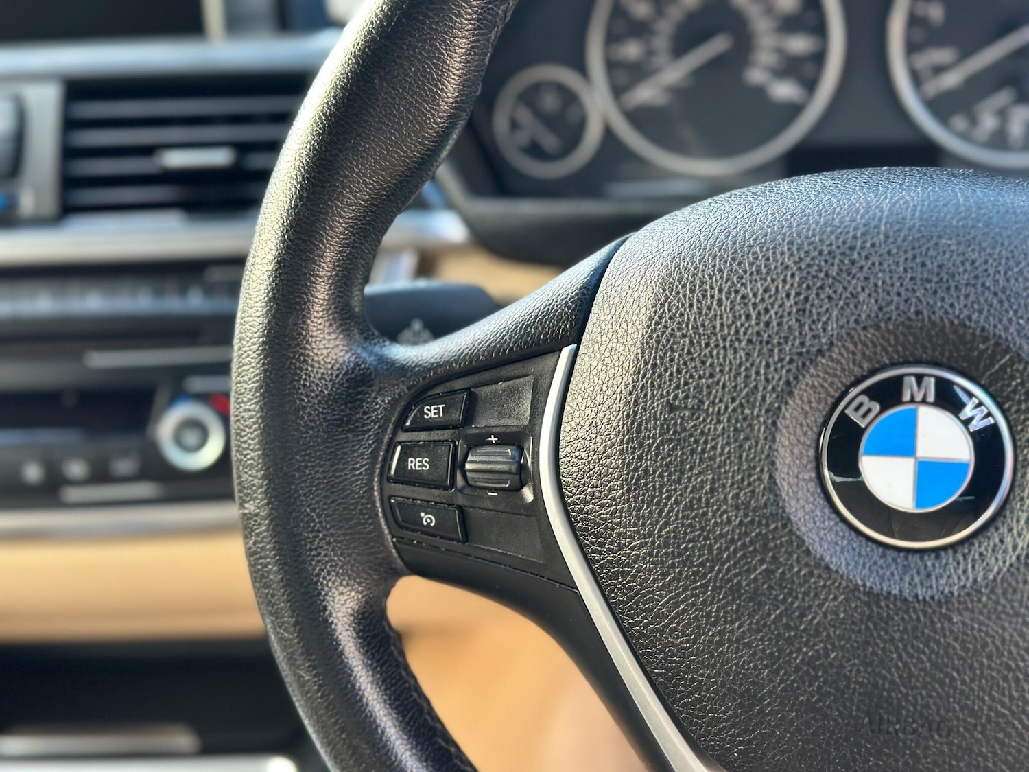 Used BMW 3 Series 2013 for sale - 77072141: Photo 50