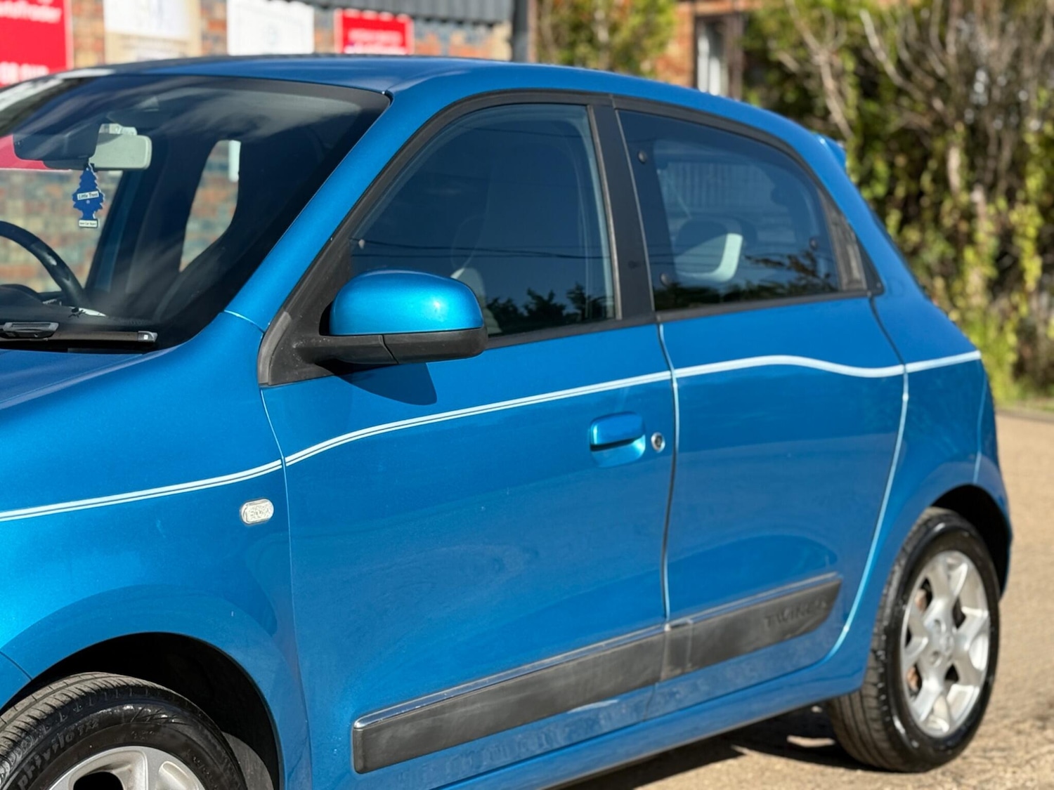 Vehicle 25