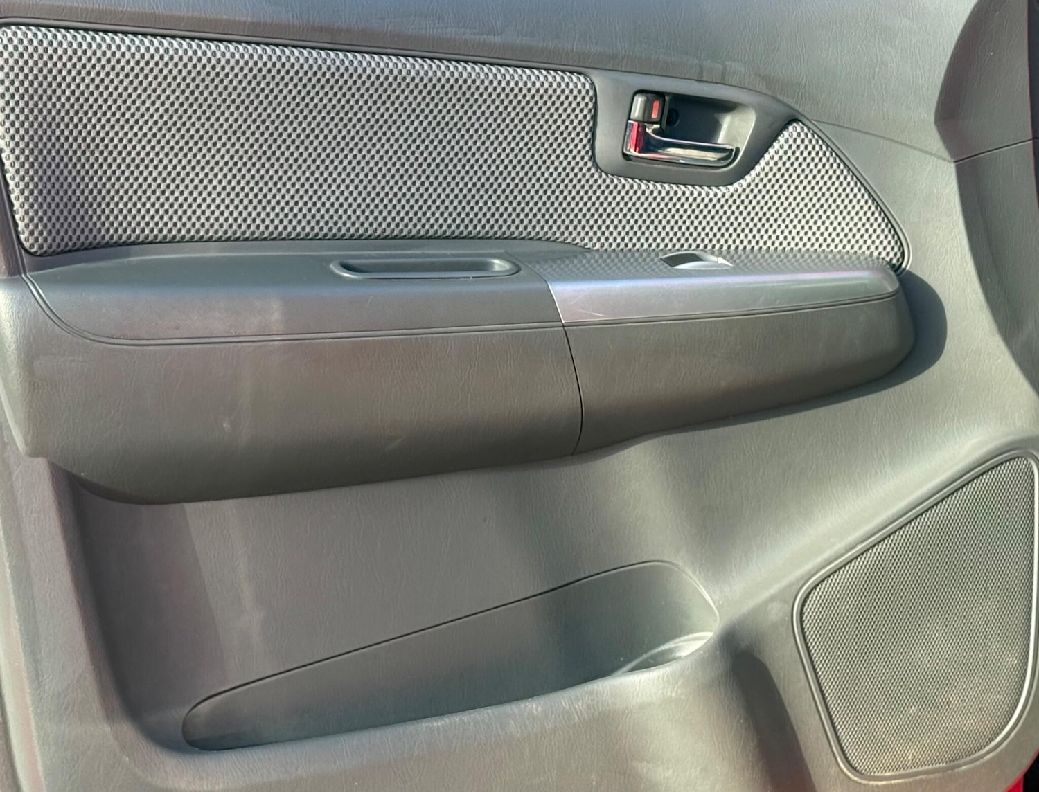 Used Toyota Hilux 2012 for sale - 77220890: Photo 31